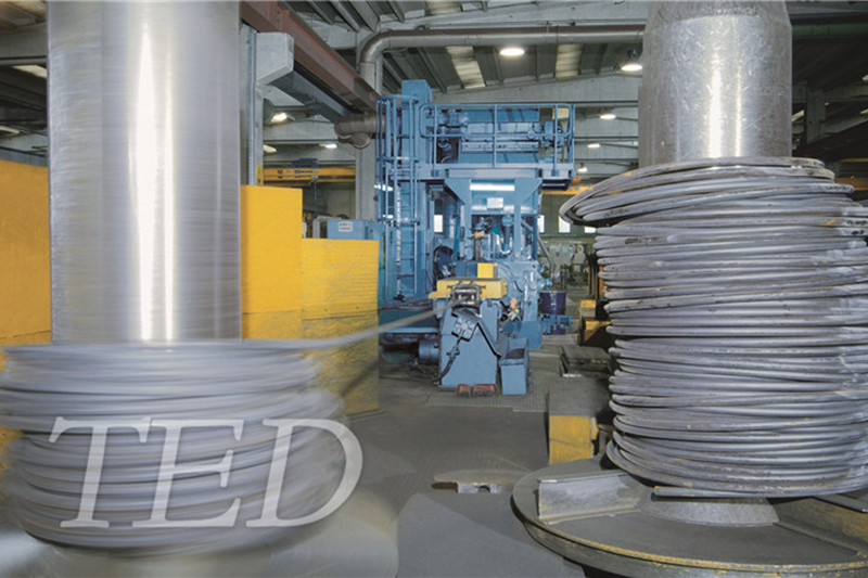 Shotblasting-machines-for-coiled-wire,-for-continuous-wire-and-single-bars